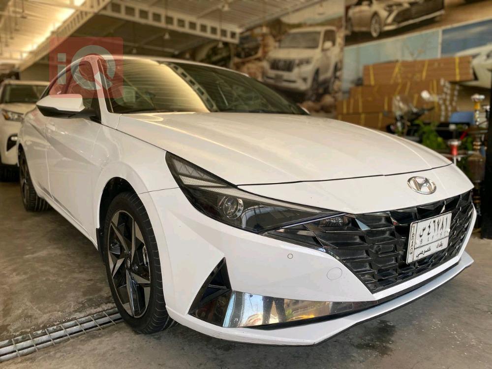 هیوندای ئەلەنترا